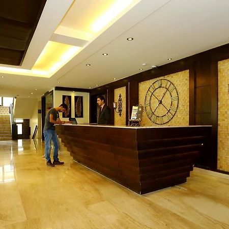 Hotel Pine Spring Wazir Bagh Srinagar  Bagian luar foto