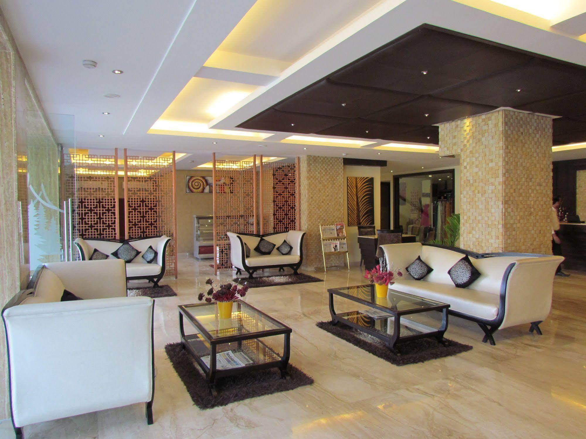 Hotel Pine Spring Wazir Bagh Srinagar  Bagian luar foto