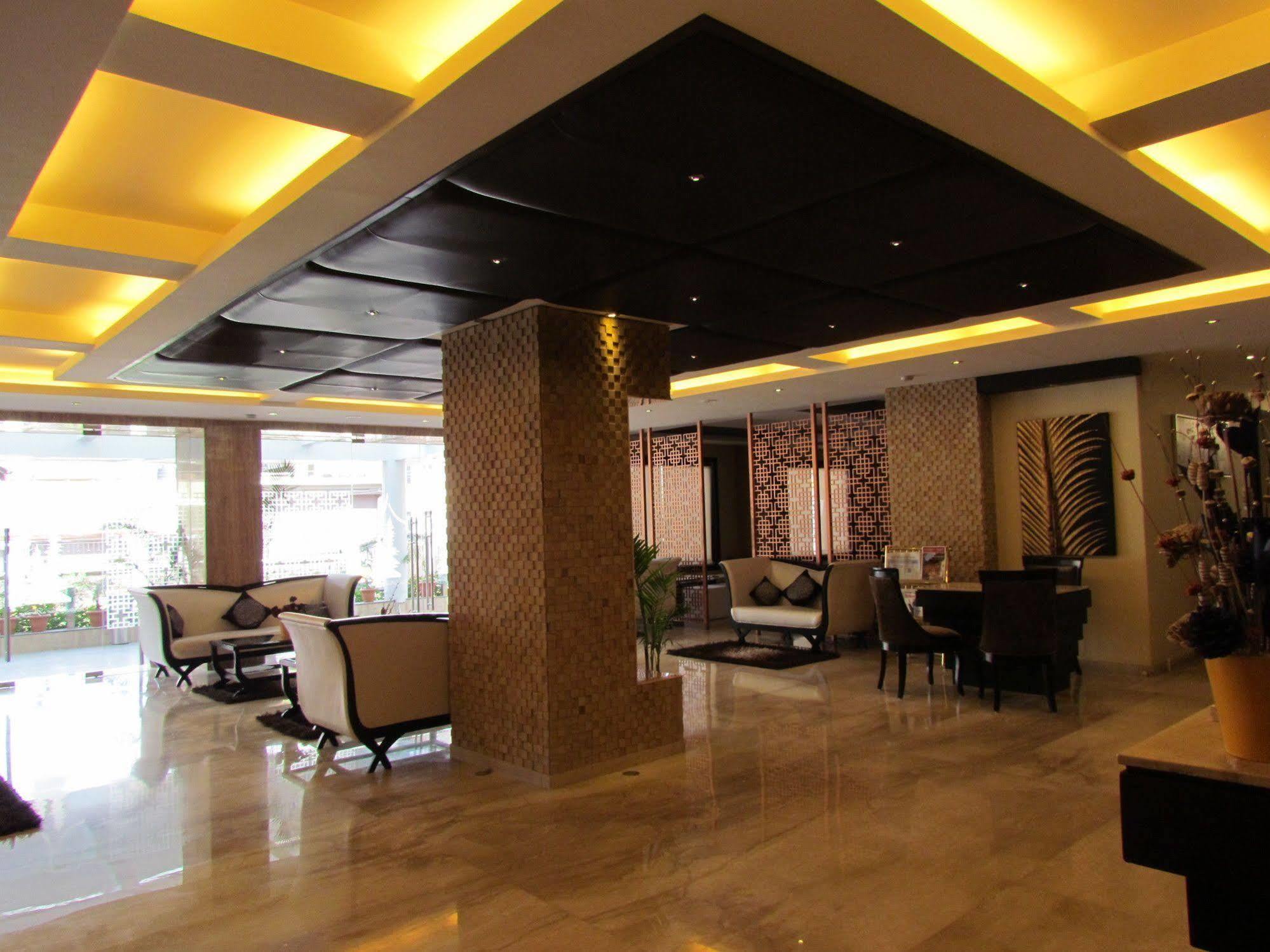Hotel Pine Spring Wazir Bagh Srinagar  Bagian luar foto