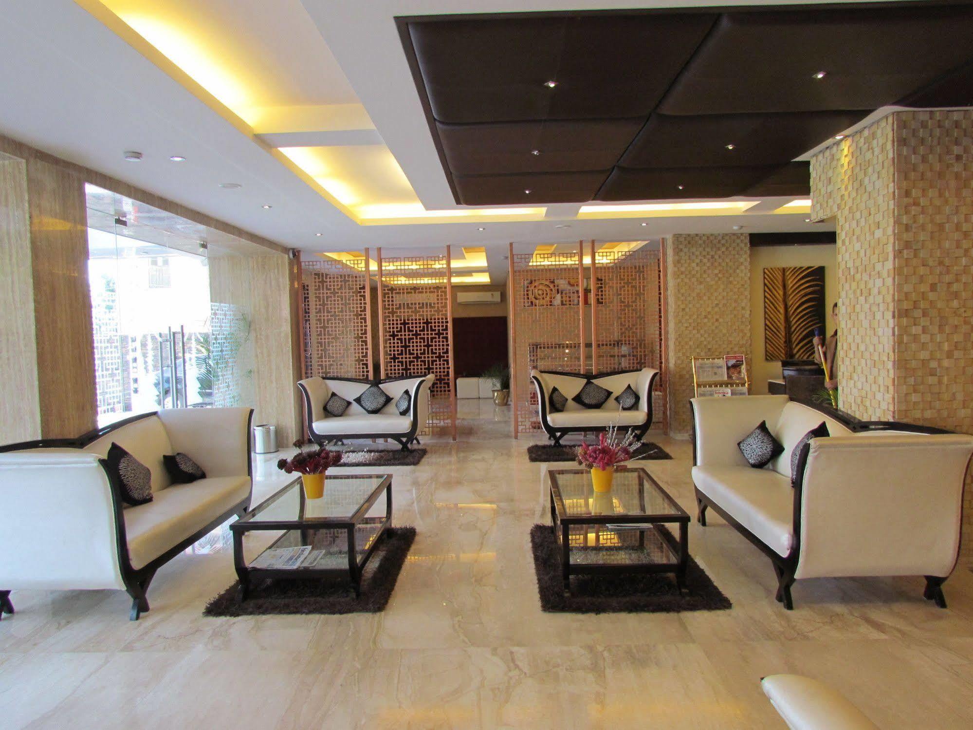 Hotel Pine Spring Wazir Bagh Srinagar  Bagian luar foto